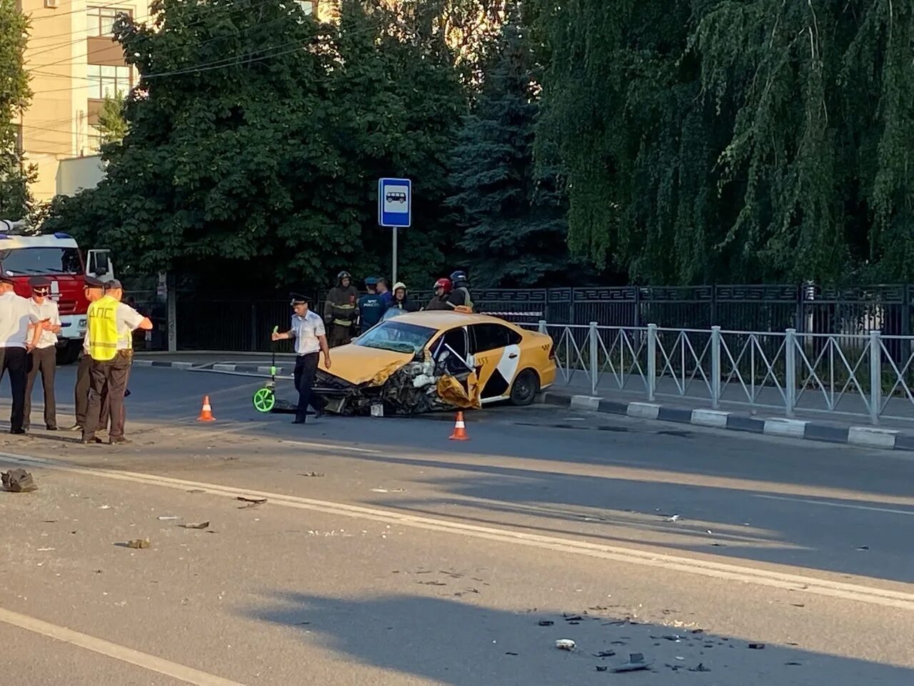 Пензаинформ происшествия новости. Пенза авария на улице Суворова.