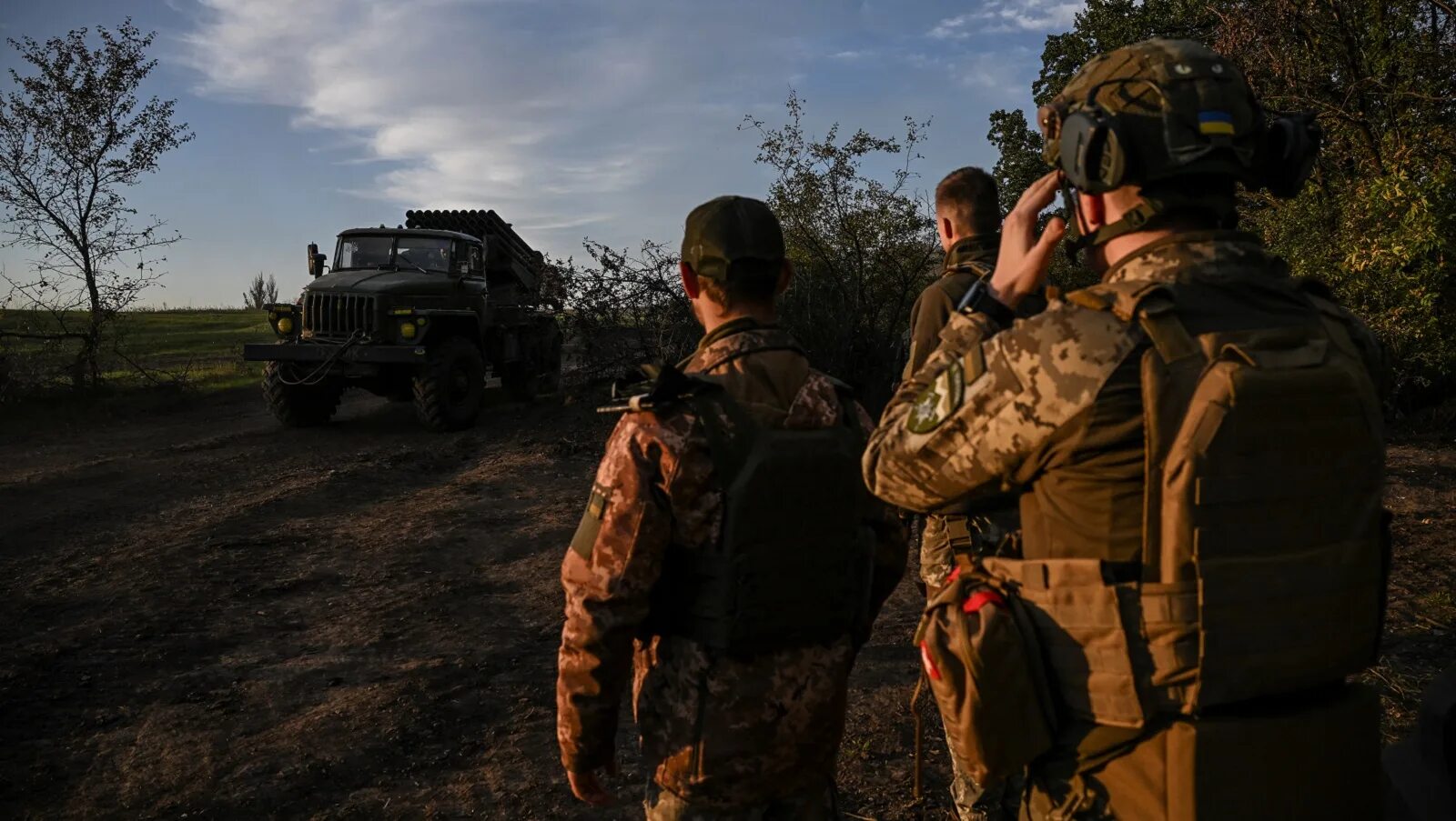 Ютуб украина новости сегодня на русском языке. Военные Украины. Украинские военные. Боевые действия.