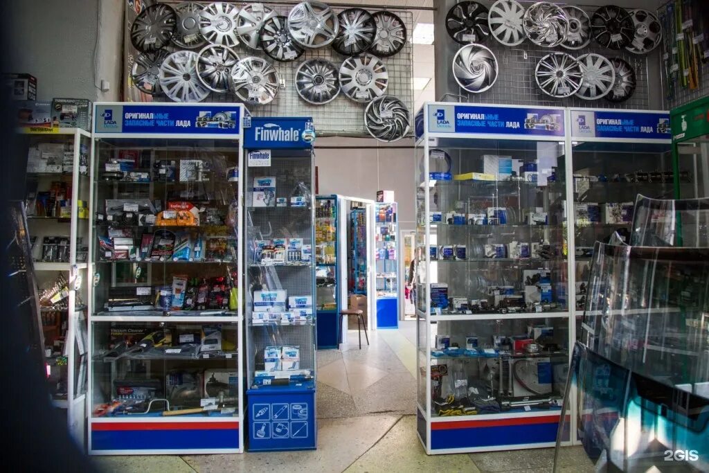 Русско магазин запчастей. Автозапчасти на московском. Рус запчасти магазин. Обустройство магазина автозапчастей. Магазин автозапчастей jeep.