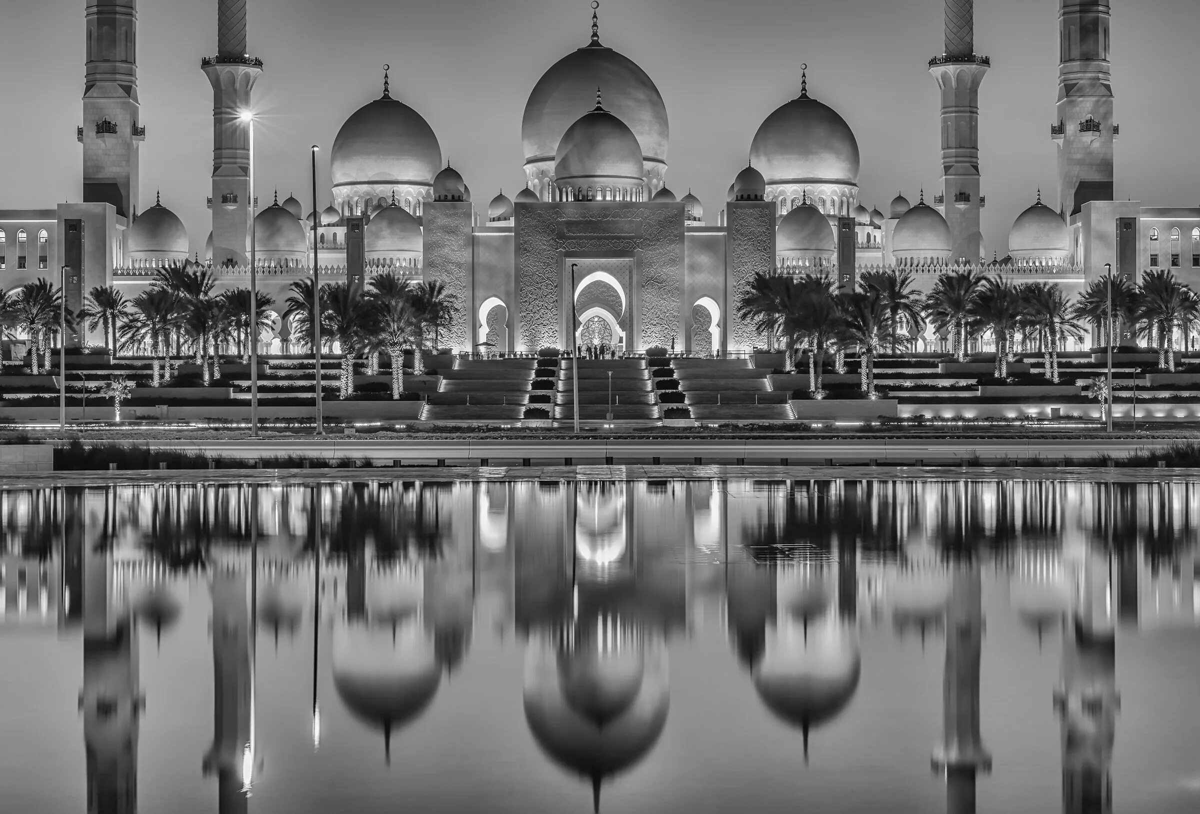 Мечеть шейха Зайда Абу-Даби. Мечеть в Дубае шейха Зайда. Мечеть шейха Зайда в Абу-Даби закат. Мечеть Дубай Абу Даби ночью.