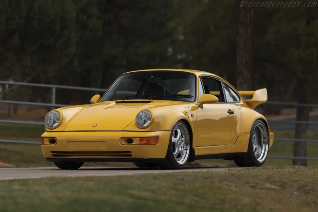 Porsche carrera rs. Porsche 911 Carrera RS 964. Porsche 911 1993. Porsche 911 Carrera 3. Porsche 911 Carrera 1993.