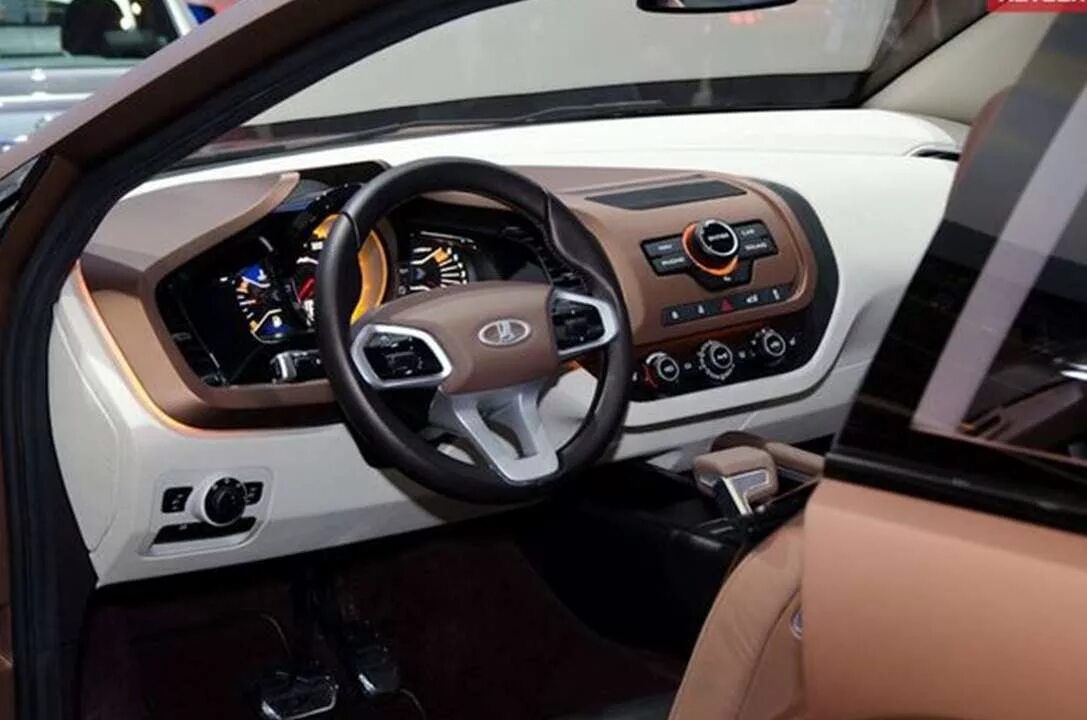 Исправленному - верить! Наш тест-драйв LADA XRAY Cross. Смотреть видео тест-драй