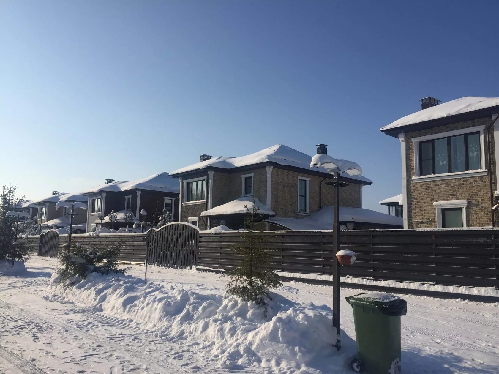 Ривьера парус коттеджный поселок. Паруса мечты алушта коттеджный поселок. Посёлок парус деревня пятница. Кп ривьера парус. Кп парус.