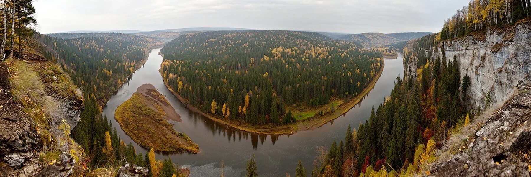 Уральские горы Пермский край Чусовая. Урал река Усьва. Река Чусовая панорама. Усьва Пермский край горы. Средняя сибирь это урал