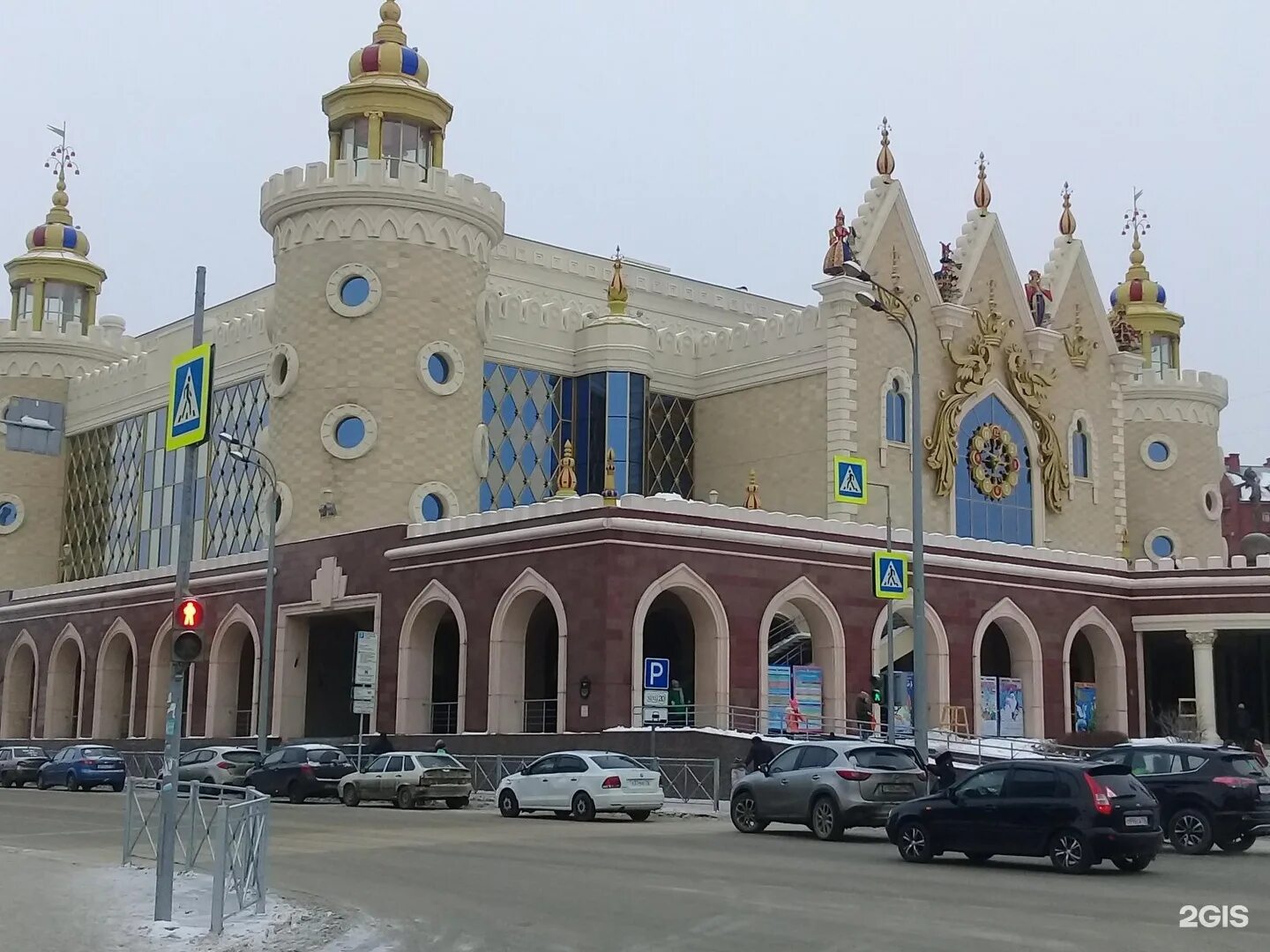Петербургская 57 казань экият. Петербургская, 57 «театр кукол экият. театр кукол казань. театр кукол экият парковка. парковка у театра кукол казань.