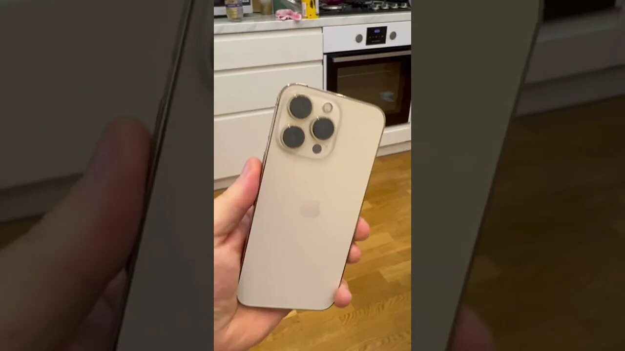 Айфон 14 про золотой. Айфон 13 и 14. Iphone 15 pro томск. Iphone 12 pro. Iphone 15 pro томск.