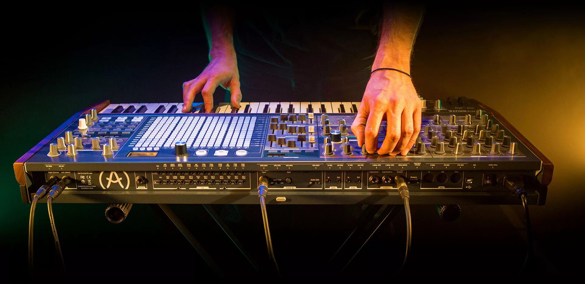 Синтезатор korg pa300. Novation 49 sl mk iii. Korg ms2000. Виртуальные синтезаторы для компьютера. Виртуальные синтезаторы для компьютера.