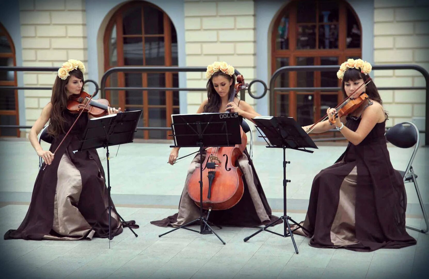 Девушка музыка. Музыкальный фон. Классика в современной обработке. Инструментал в современной обработке. Инструментал в современной обработке.