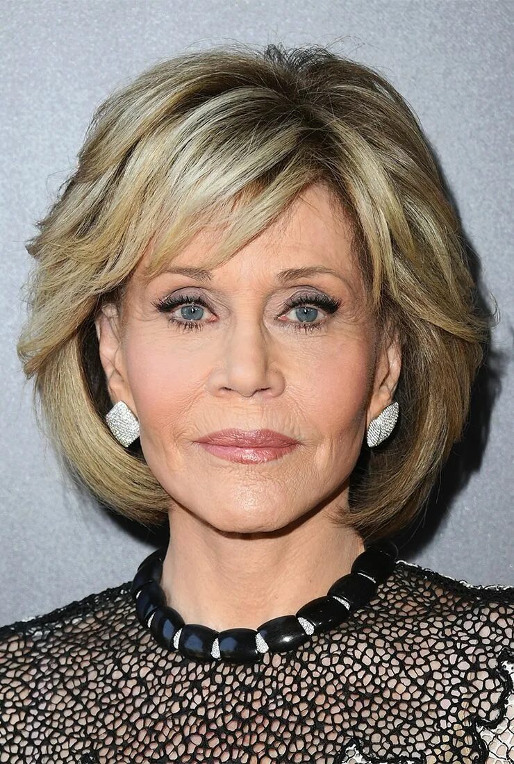 Джейн фонда 2022. Джейн фонда сейчас 2022. Jane Fonda стрижка. Джейн фонда стрижка. Модные женские стрижки после 60 лет