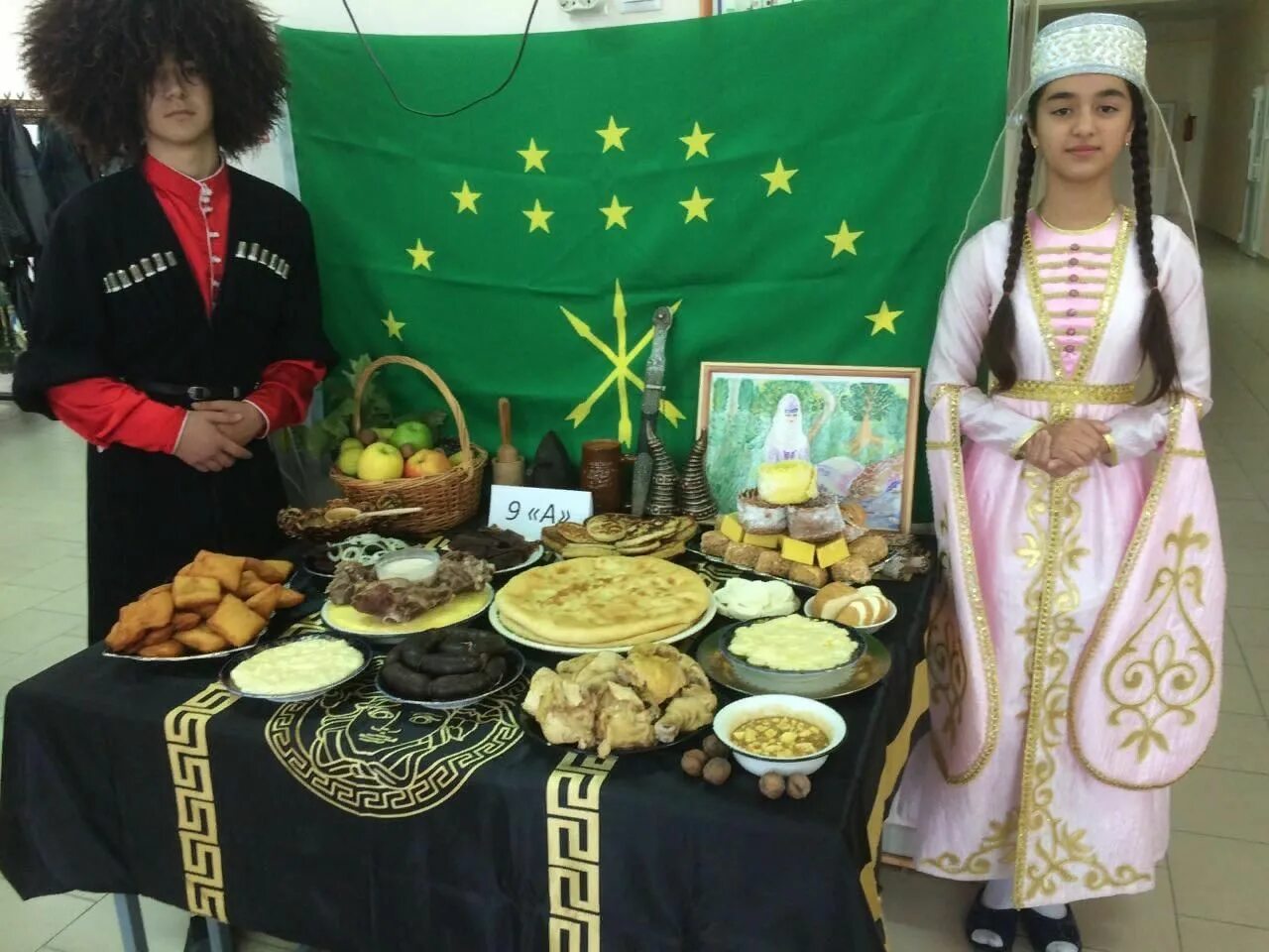 адыгейский халюж. бабушкин халюж. карачаево-черкесия застолье. черкесское национальное блюдо. хычины балкарские.