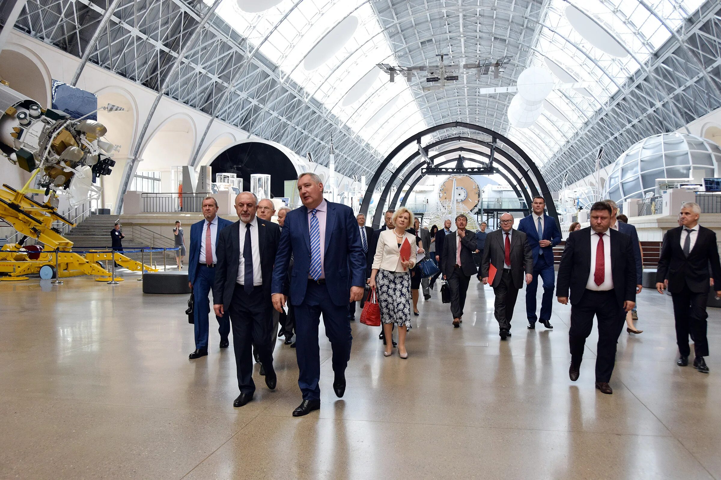 контракты роскосмос. и. ковалев олег николаевич ркк энергия. ваган ркк энергия. михайлов михаил васильевич ркк.