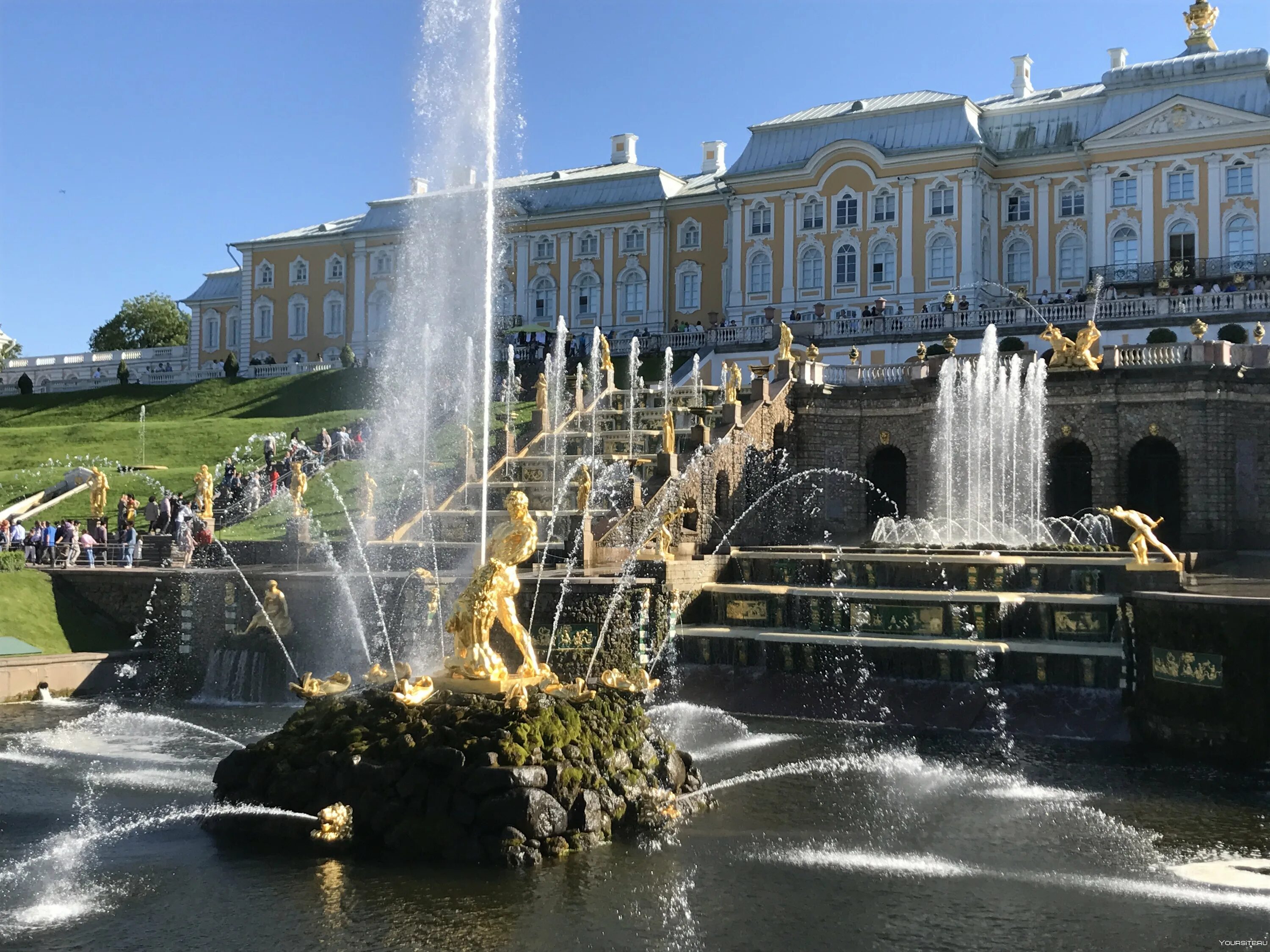 Центр петербурга достопримечательности. Петергоф (дворцово-парковый ансамбль). петергоф (дворцово-парковый ансамбль) экскурсии. достопримечания санкт петербурга. сан петербург достопримечательности.