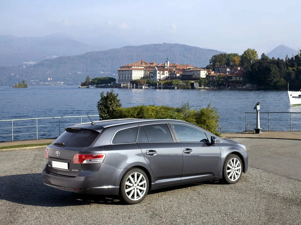 Авенсис 3 универсал. Toyota avensis 2010. Тойота авенсис универсал 2011. Toyota avensis 2009 универсал. Toyota avensis 2010.