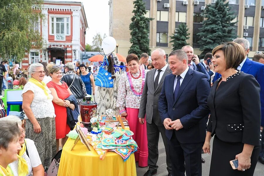 Урюпинск. Урюпинск достопримечательности. Город урюпинск волгоградская область. Урюпинск 1618. Задрюпинск город.