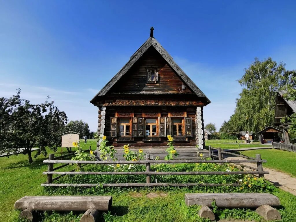 В каком городе находится музей деревянного зодчества. Музей деревянного зодчества в суздале. музей деревянного зодчества и крестьянского быта в суздале. музей деревянного зодчества под открытым небом суздаль. музей дер зодчества в суздале.