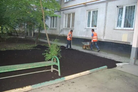 Восточное жкх сайт. Сиреневый бульвар Серов до благоустройства. Бассейн на сиреневом бульваре. Бассейн сиреневый бульвар д.2. Москва, ВАО, Р-Н Восточное Измайлово, сиреневый бул., 36.