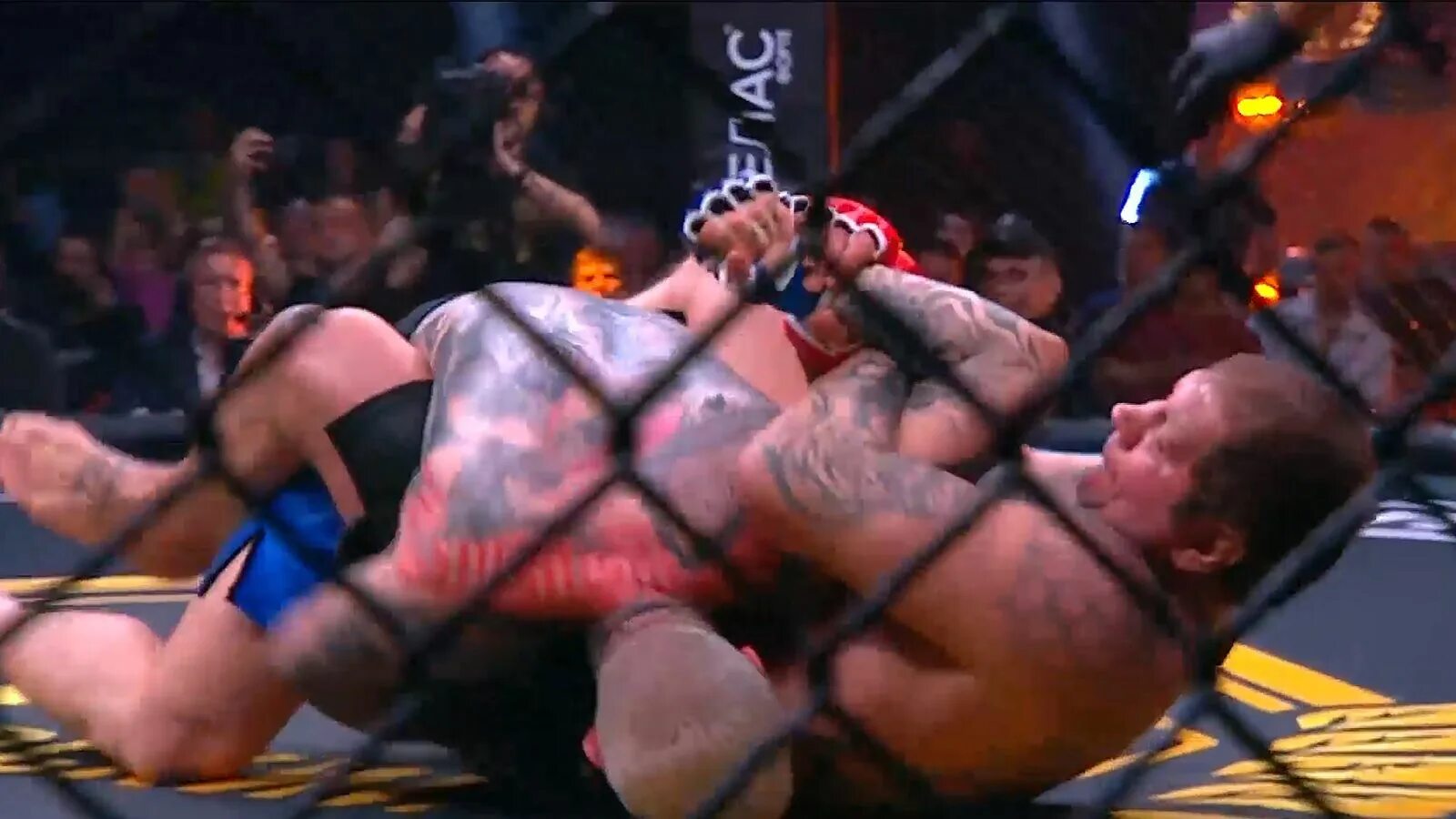 Федор емельяненко проиграл 2023. Фёдор емельяненко бой 2023. Емельяненко бой 2023. Емельяненко бой 2023. Райан бейдер емельяненко.