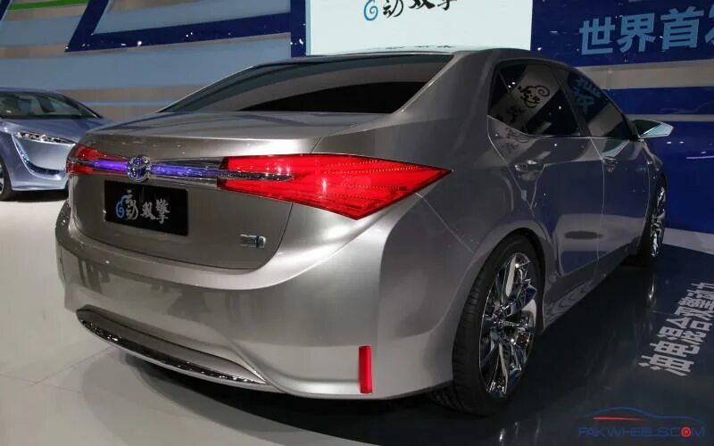 Тойота приус 2019г. Toyota prius 2008 png. Новая тойота гибрид. Приус хэтчбек или универсал. Toyota corolla 2014 hybrid.