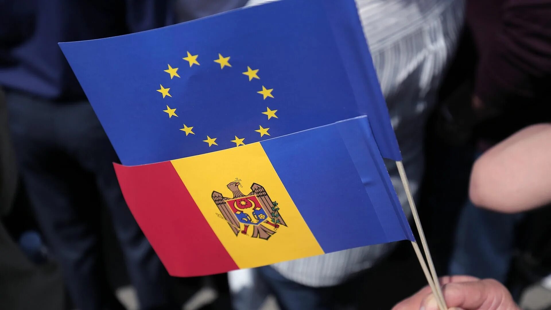 Молдавия ес. Украины, грузии и молдавии и ес. Евросоюз флаг молдова. Молдавия и европейский союз. Молдавия и европейский союз.