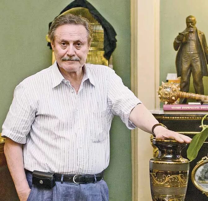 Показать соломина. Показать соломина. Показать соломина. Показать соломина. Доктор ватсон соломин.