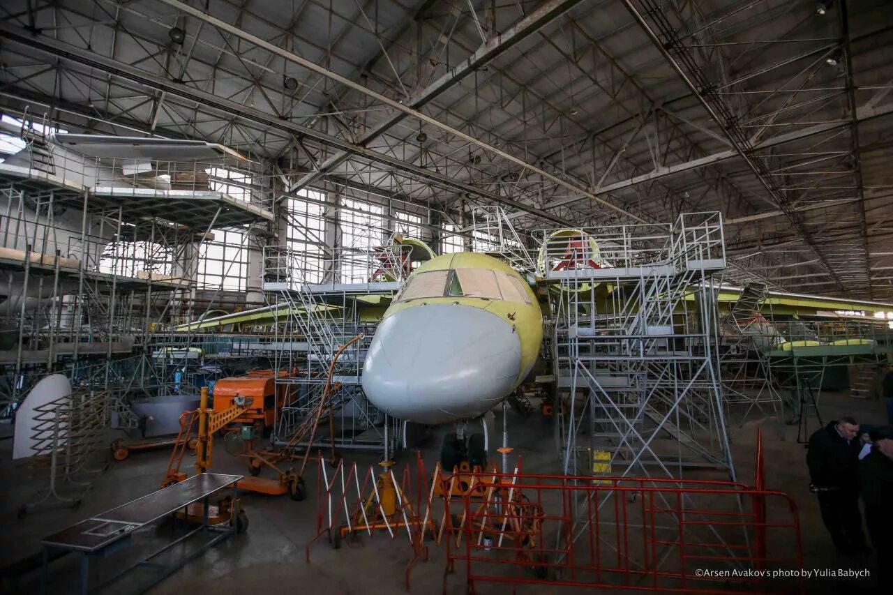 Харьковский авиазавод сейчас. Авиационный завод смоленск. Ан 74. Авиационный завод ссср. Харьковский дизельный завод.