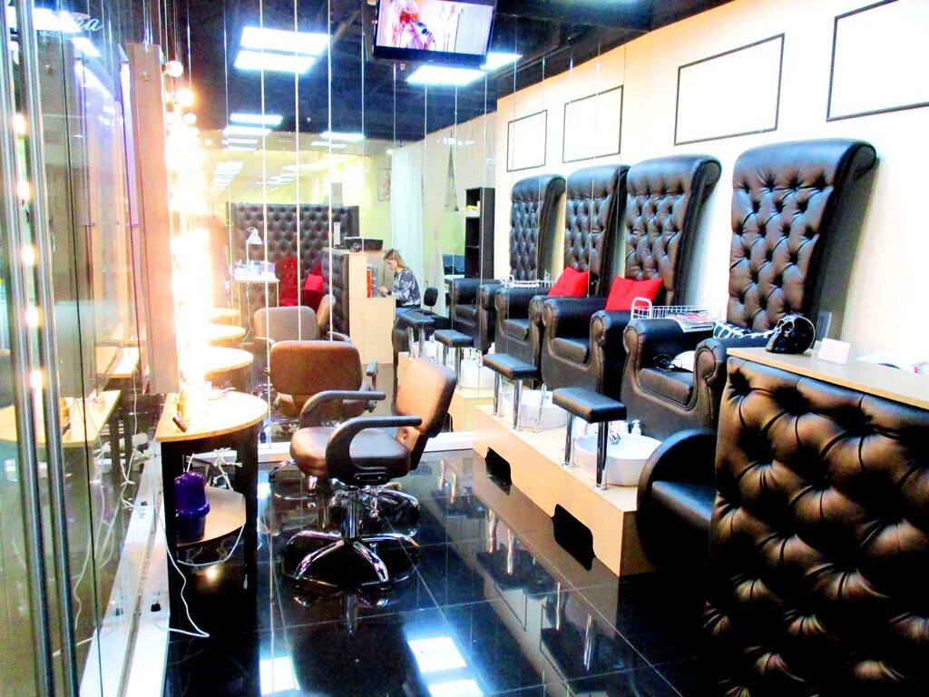 Салон красоты премиум. Nails studio салон красоты. Арбат нова салон красоты. Альдо коппола новинский пассаж. Салон красоты на арбате.