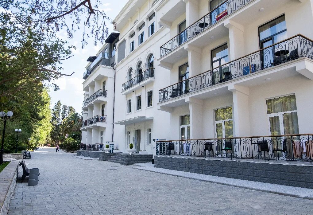 Гагра пансионат "гагра". Санаторий нарт гагра абхазия. Нарт, абхазия, гагра, проспект ардзинба. Санаторий амра гагра. Гагра.