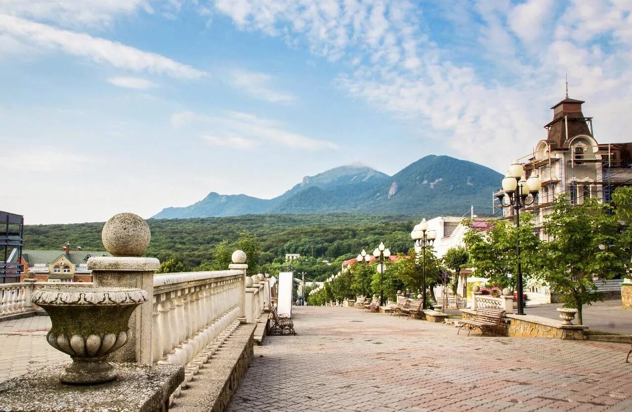 город кав. минеральные воды кисловодск. минеральные воды достопримечательности. город кав. северный кавказ пятигорск.