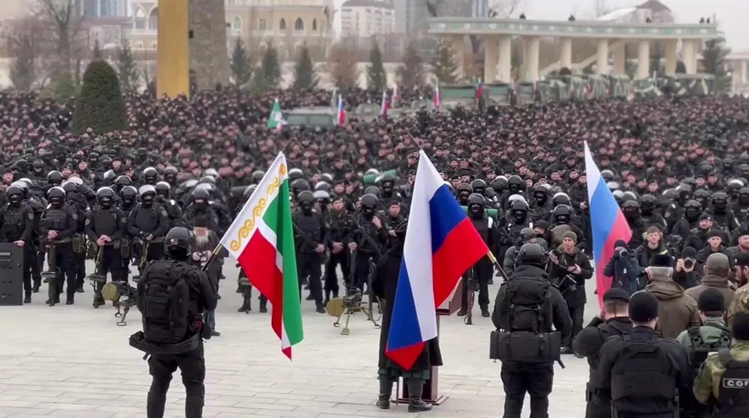 Ичкерия это что за страна где находится. Рамзан Кадыров армия Чечни. Армия Чечни на Украине. Чеченские военные на Украине. Чеченский спецназ на Украине.