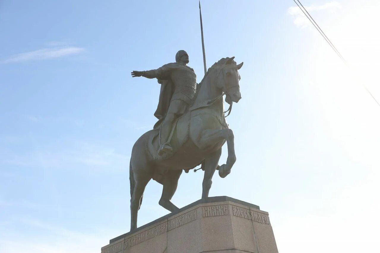 Памятник александру невскому в петербурге