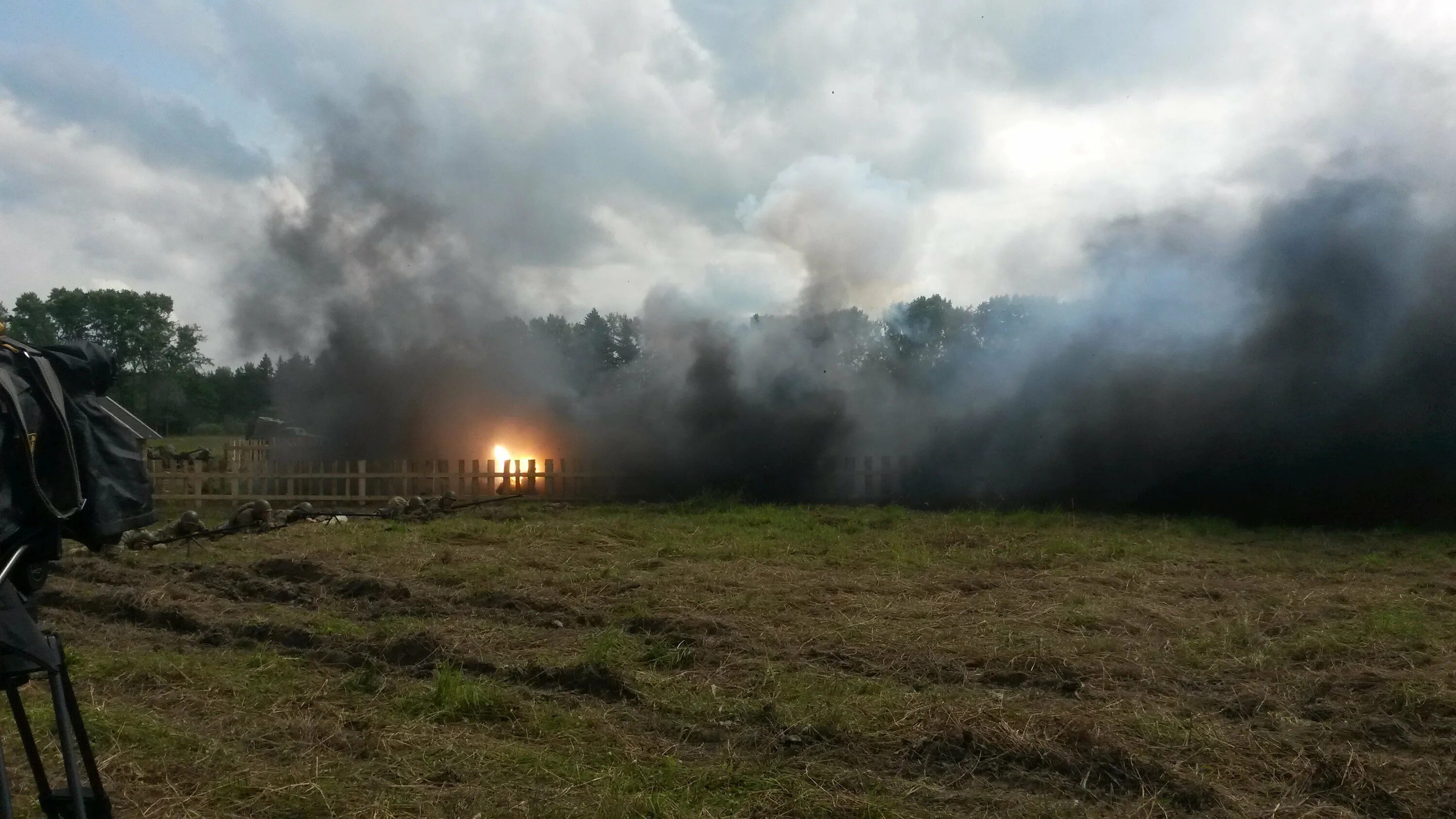 Поле боя вв2 зенитчики. Поле боя. Военное поле. Военное поле боя. Дуэты поля сражений