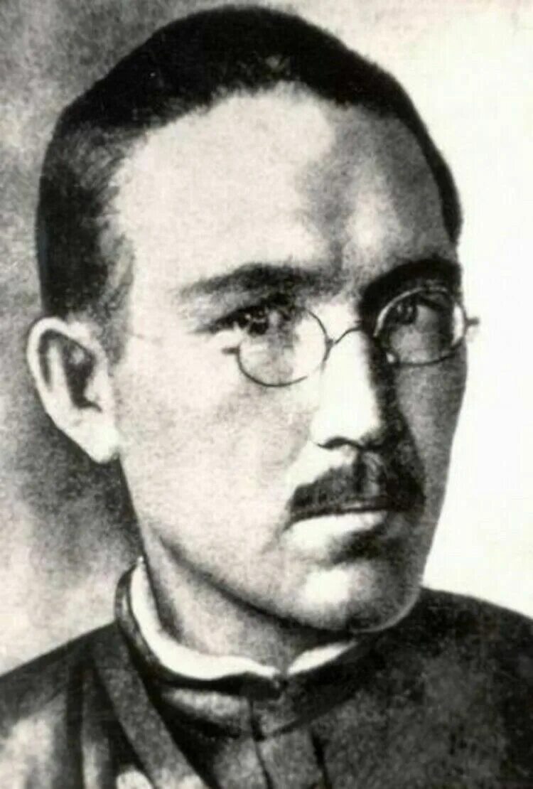 Жена и дети заки валиди. Исенбике тоган. Заки валиди дети. Исенбике тоган. Исенбике тоган.