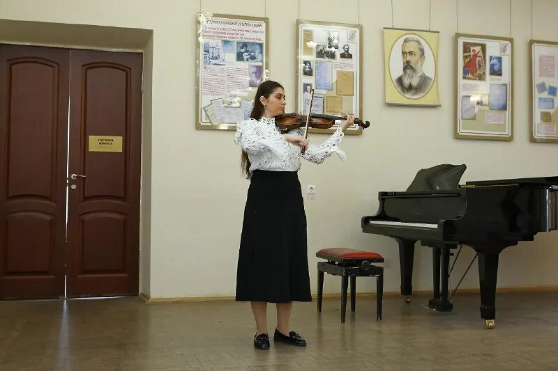 Краснодарский музыкальный колледж им н. Работа в краснодаре в музыкальном. Работа в краснодаре в музыкальном. Нодар краснодар колледж. Музыкальный колледж краснодар.