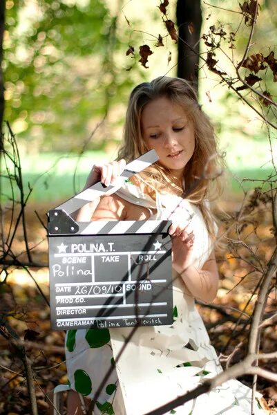 Девочку звали алиса ей было. Меня зовут алиса. Девочку звали алиса ей было. Девочка 14. Девочку звали алиса ей было.