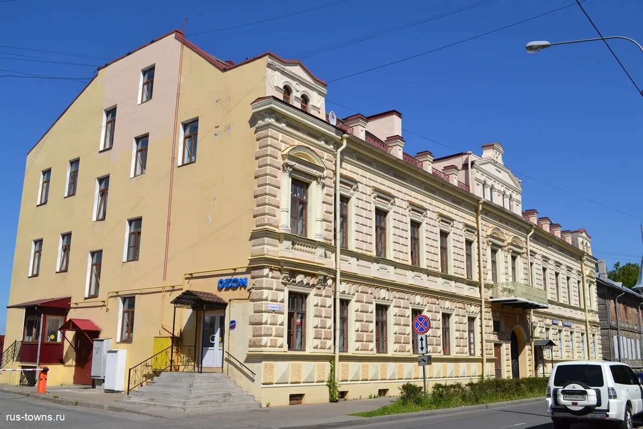 На улице ломоносова стоит 224 дома: найдено 86 картинок