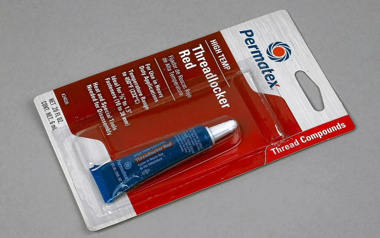 Какой фиксатор резьбы. Фиксатор резьбы Permatex красный. Permatex Threadlocker Red. Резьбовой герметик Permatex красный. 24026 Фиксатор резьбы.