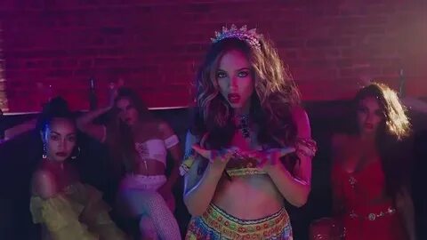 Песня reggaeton champagne перевод