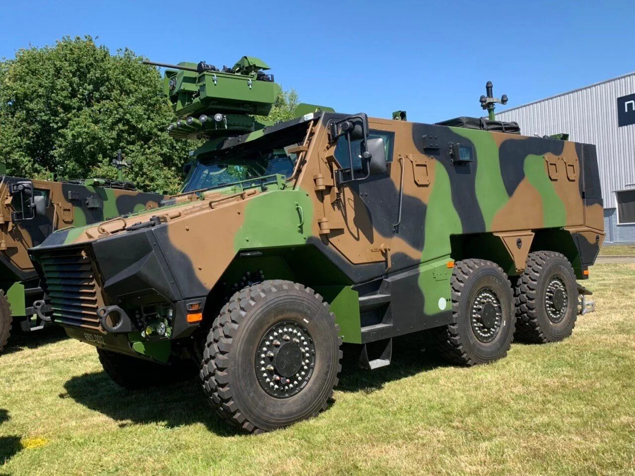 Бтр pandur. Бтр титус. Бтр sisu xa-180. Бронеавтомобиль gff4 «grizzly». Бронеавтомобиль mbombe 4.