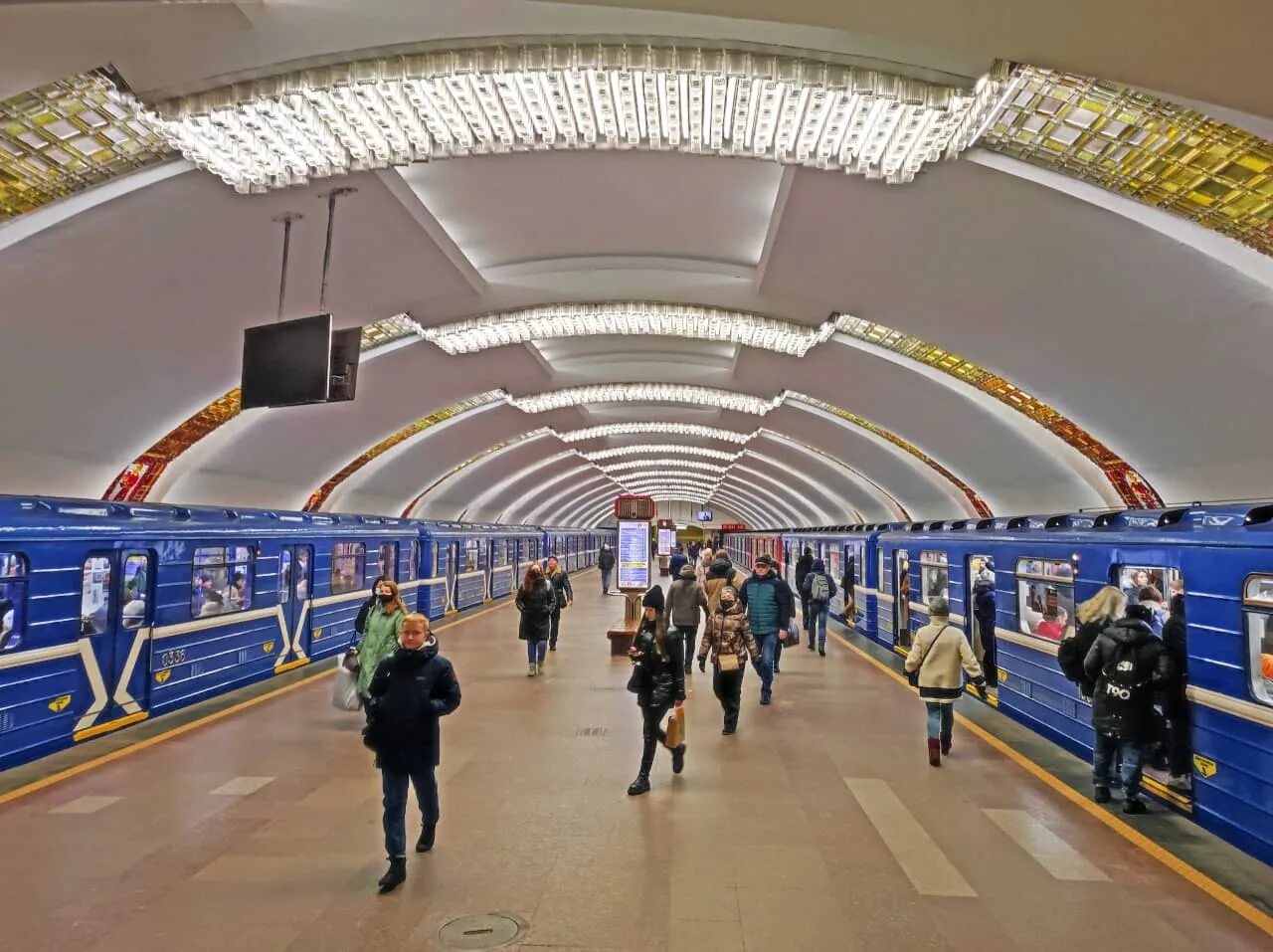 Метро инст. Минский метрополитен станция институт культуры. станция метро институт культуры. метро минска 2025. ст м институт культуры минск.