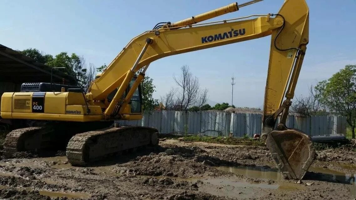 Экскаватор комацу pc400. Komatsu pc400. Экскаватор pc400. Экскаватор коматсу 400. Экскаватор комацу 400.