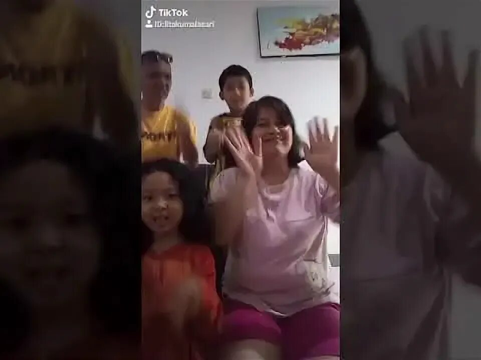 Tante dan ponakan. Keponakan vs tante Day 6. Tante vs 2 ponakan. Tante vs ponakan в ванной.