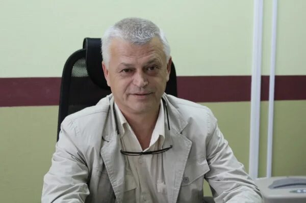 Нижний тагил главврач. Главный врач цгб 1 нижний тагил. Главный врач гб 4 поликлиника. Главврач детской больницы нижний тагил. Нижний тагил демидовская больница горошникова 37.