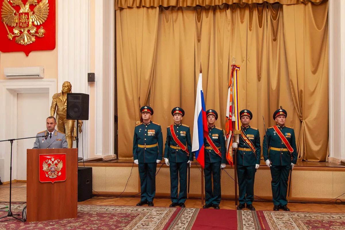 Военно учебные центры сухопутных войск. ВУНЦ св ова вс РФ. Общевойсковая Академия Вооружённых сил Российской Федерации Москва. Общевойсковая Академия имени Фрунзе. ВУНЦ св общевойсковая Академия вс РФ.