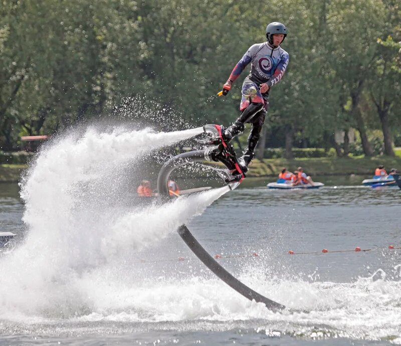 Гидрофлайт шоу. Гидрофлайт. Аквабайк гидрофлайт. Гидрофлайт. Гидрофлайт шоу.