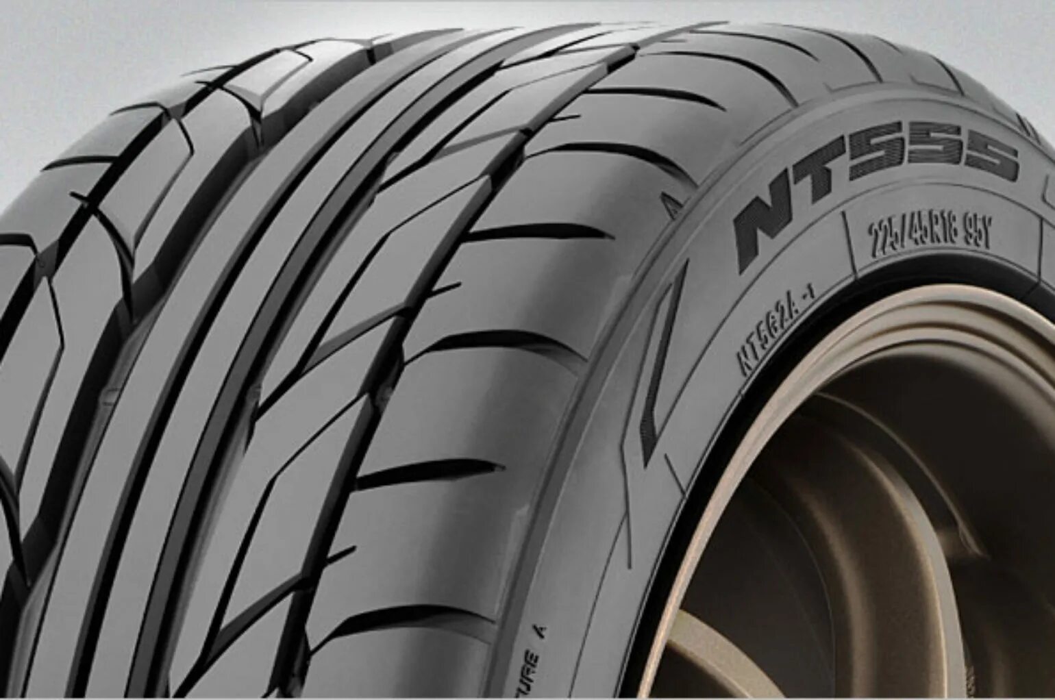 Nitto g2. Шины nitto nt555 g2. 215/55r17 nitto nt555 g2 94v. nitto nt555 g2 225/45 r17. нитто нт 555.