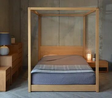 Four poster bed