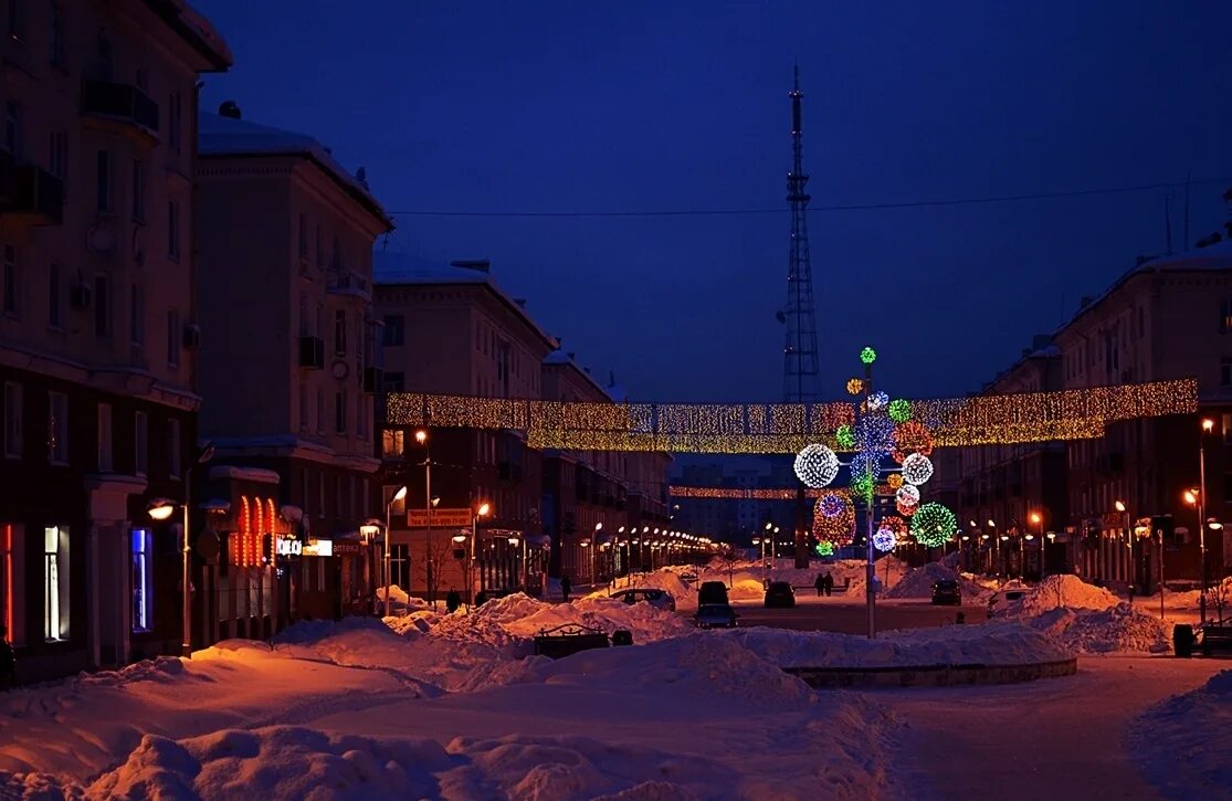 Ночной междуреченск. Мыски междуреченск. Междуреченск кемеровская область зима. Город междуреченск. Ночной междуреченск.