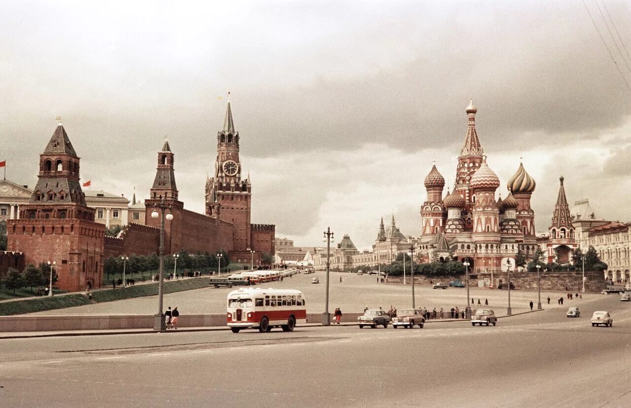Старое время. Кремль Москва 1950. Москва в 50-е годы. Москва 1950-х в фотографиях. Москва 1950 год.