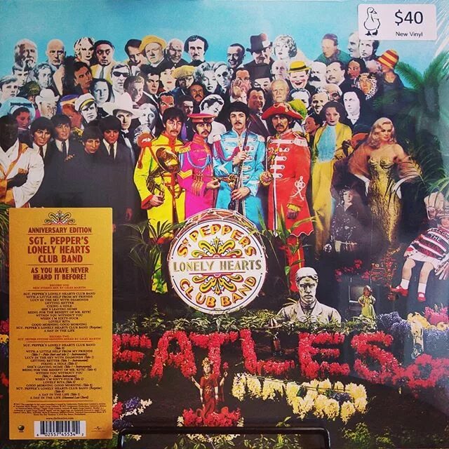 Sgt Pepper's Lonely Hearts Club Band. The Beatles Sgt. Pepper's Lonely Hearts Club Band 1967. Beatles Sergeant Pepper's Lonely Hearts Club Band. Винил пластинка Sgt Pepper.