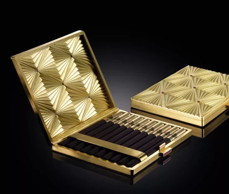 Самая дорогая пачка. Самая дорогая пачка. Сигареты treasurer aluminium silver. Данхилл 2 сигареты. Сигареты treasurer luxury.